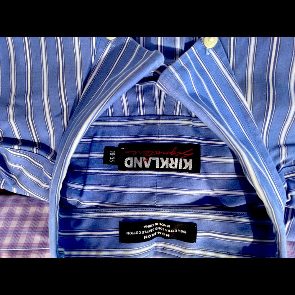 6 Kirkland Signature button down shirts, 18/35